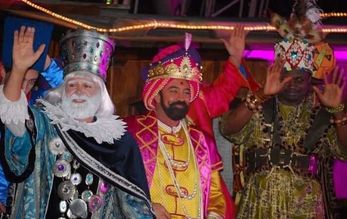 Warten auf &amp;quot;Los Reyes Magos&amp;quot; - die Heiligen Drei Könige - Ascenso
